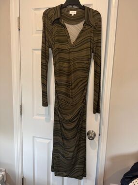 Who What Wear Olive & Black Striped Long Sleeve Midi Dress